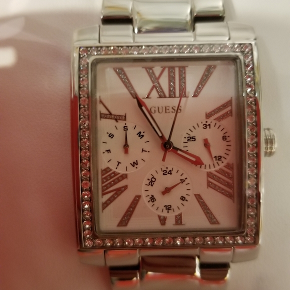 Watch - Picture 2 of 8